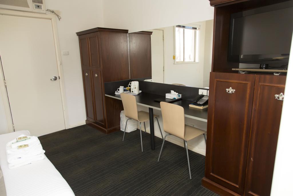 A Line Motel Griffith Zewnętrze zdjęcie
